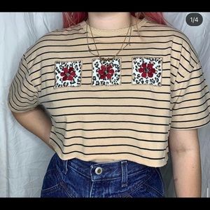 Cropped tee